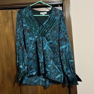 Halston flowy blouse